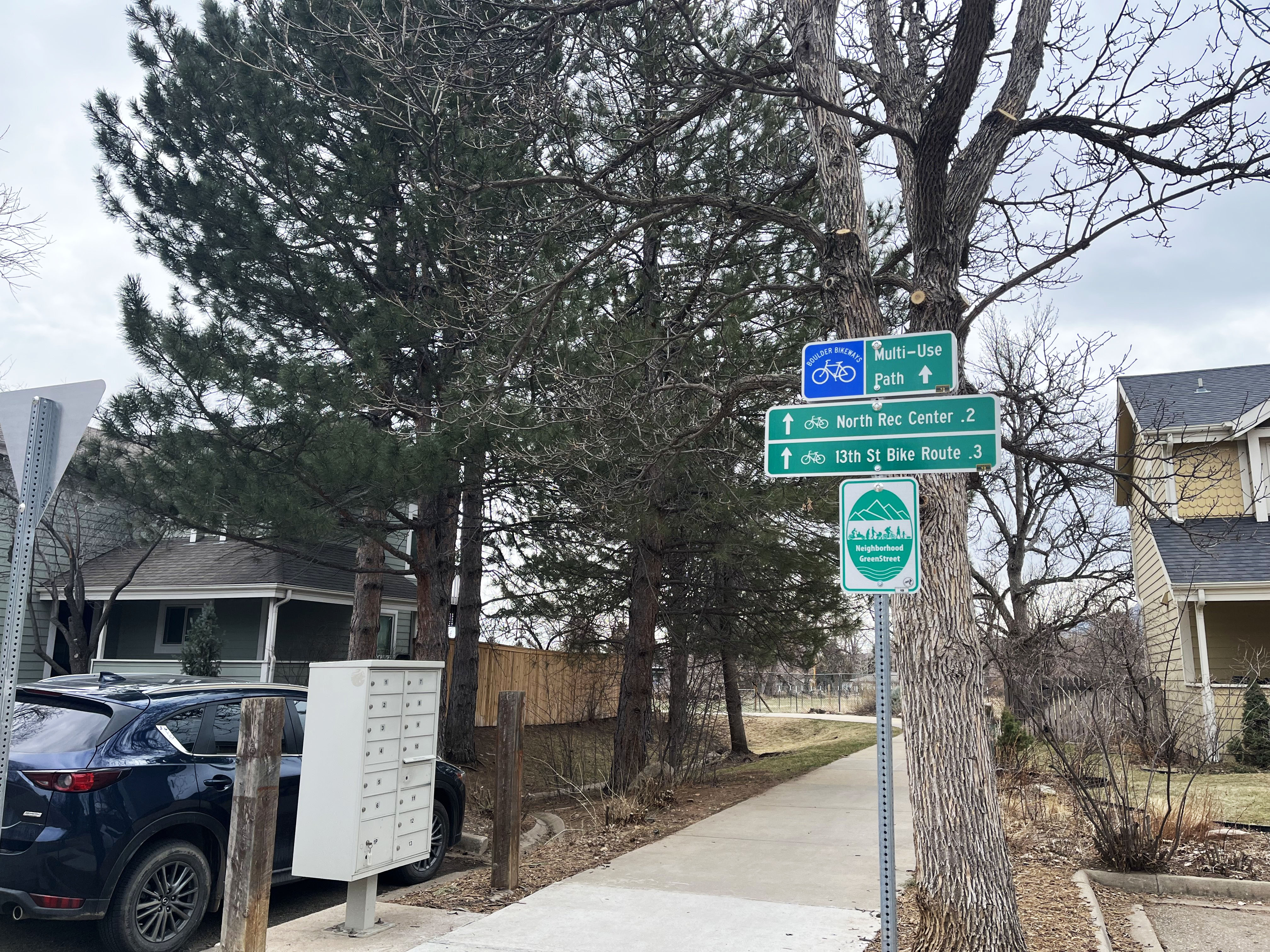 wayfinding signs for greenstreets